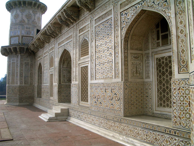 Mini Mahal